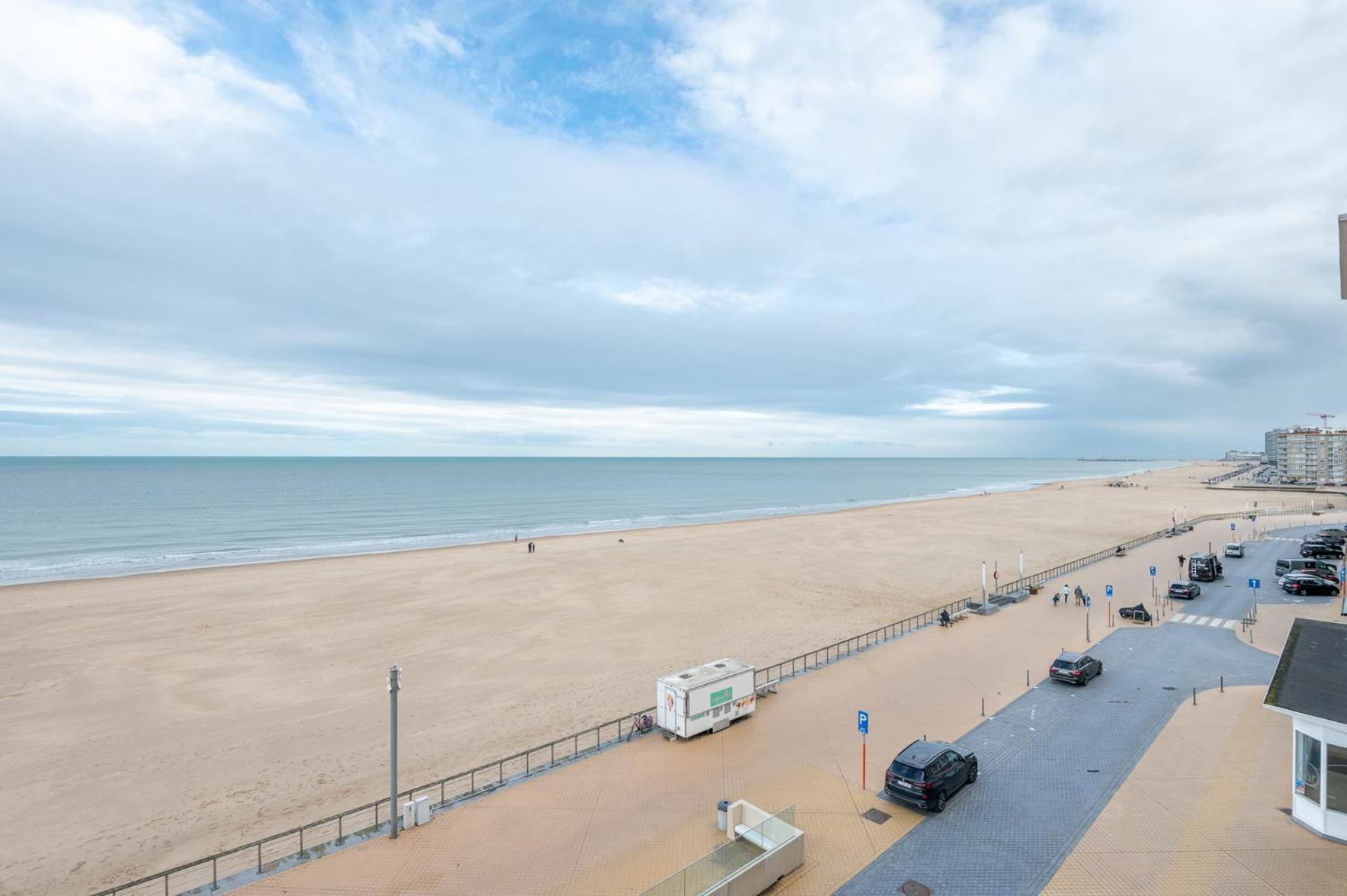 Eliza - Luxurious Apartment With Stunning Sea Views Остенде Екстер'єр фото
