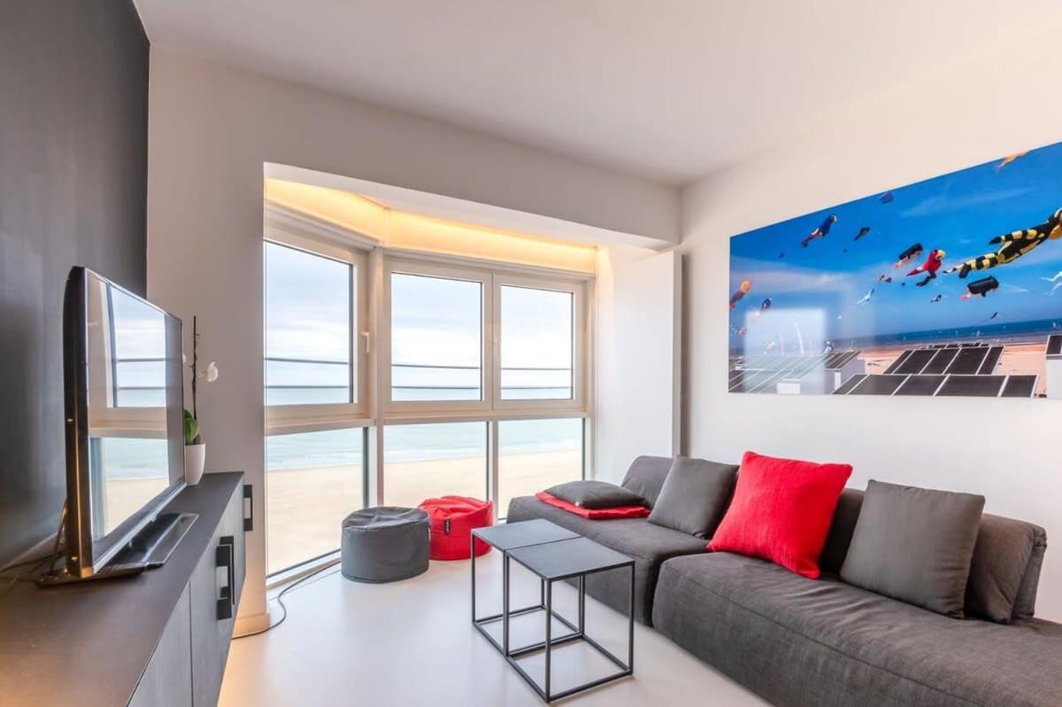 Eliza - Luxurious Apartment With Stunning Sea Views Остенде Екстер'єр фото